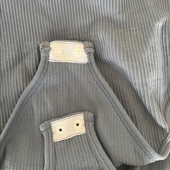 3 pack Ribbed Body Suits - Picture 2 of 2